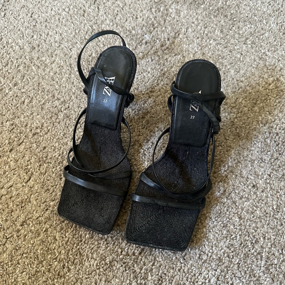 Zara Black Strappy Leather Heels